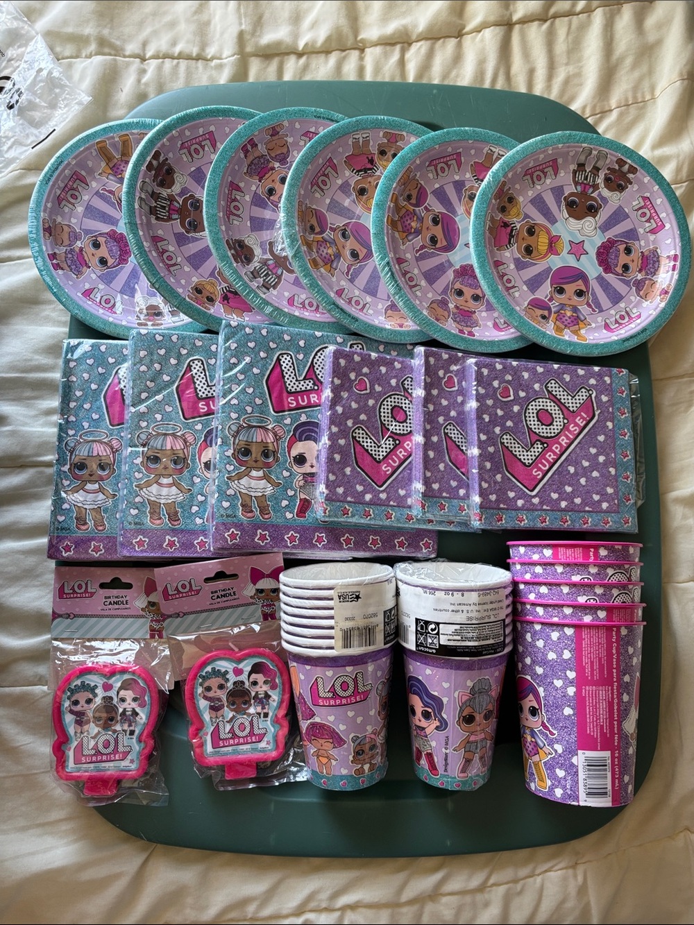 L.O.L. Surprise! Teal & Purple Party Tableware Set